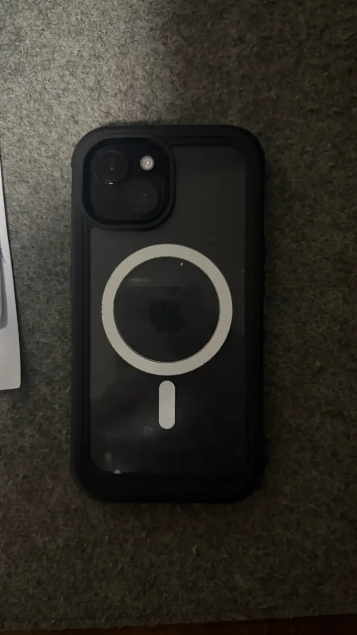 iPhone 15 en buen estado, 87% batería - 2