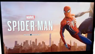 Juego PS4 Spider-Man - miniatura 3