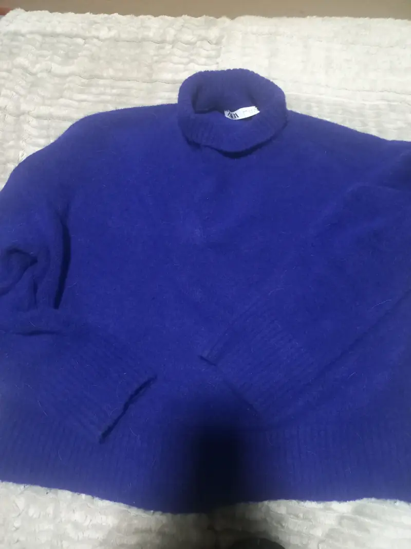 Sweater Zara grueso azul - 1