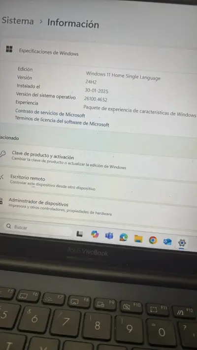 Laptop ASUS VivoBook negra - miniatura 5