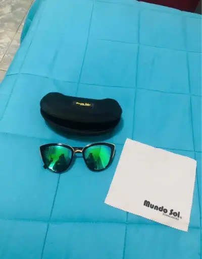 Gafas de sol con estuche - miniatura 5