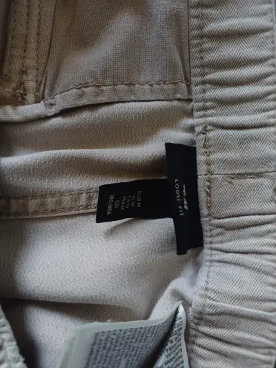 Pantalones cargo beige - miniatura 2