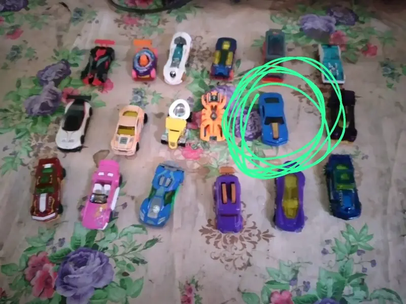 Colección de autos de juguete hotwheels - 2