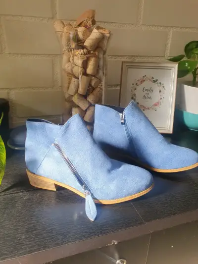 Zapatos azul con tacón - miniatura 3