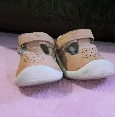 Zapatos de bebé niña - miniatura 2