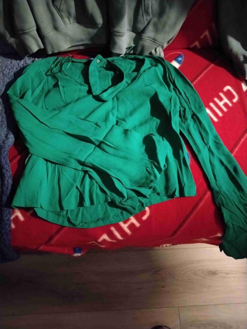 Blusa verde manga larga - 1
