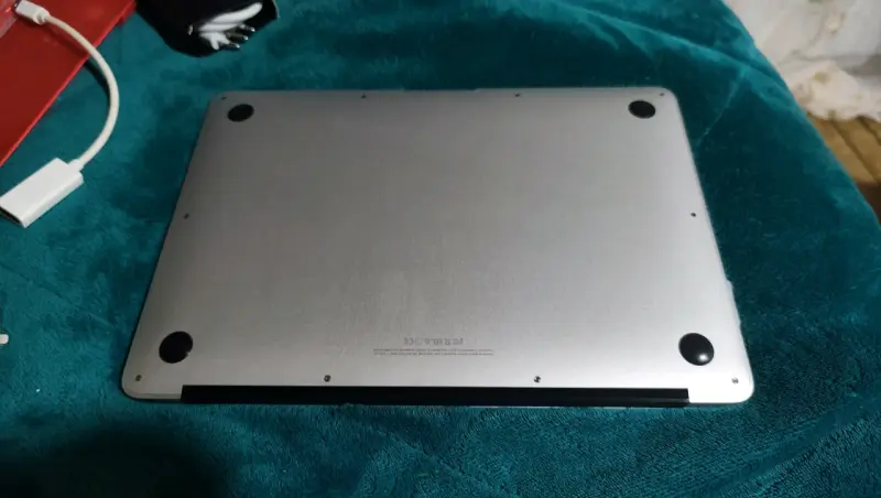 Notebook MacBook Air usado - 4
