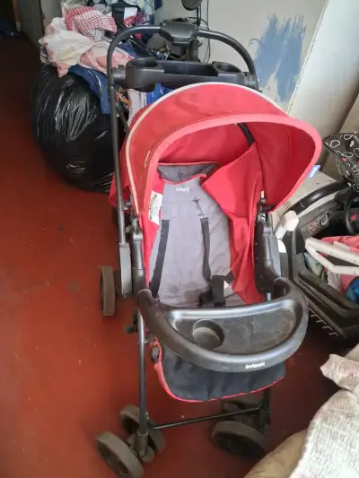 Ropa de bebé usada en bolsa - miniatura 2
