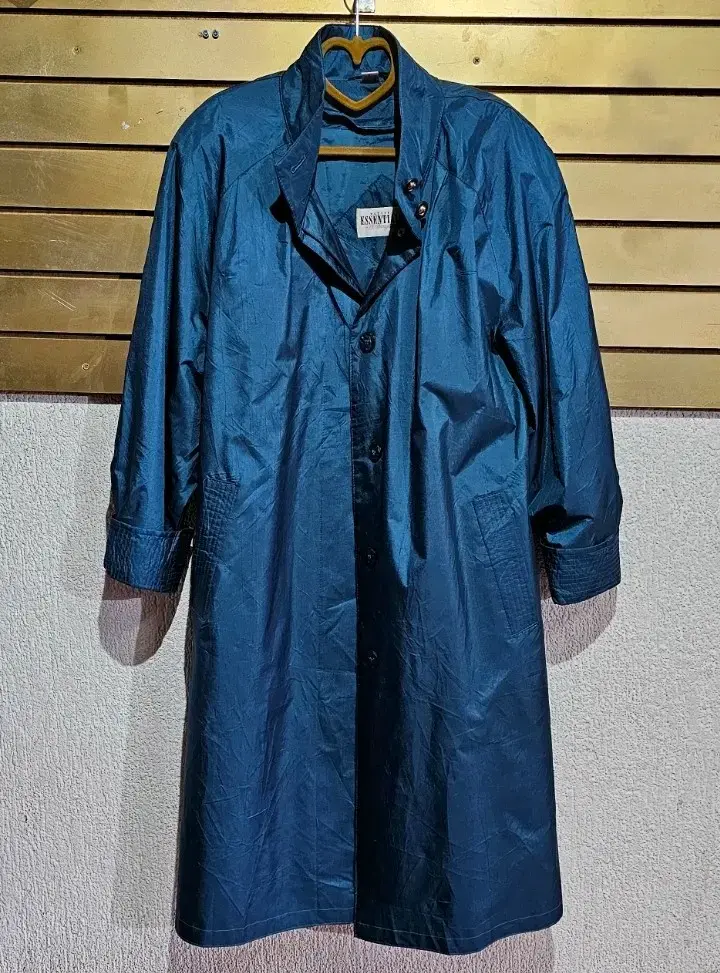 Impermeable petróleo Essentiel - 1