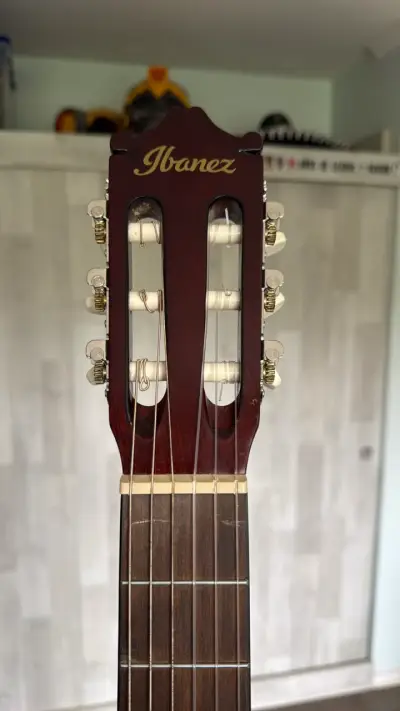 Guitarra clásica acústica Ibanez - miniatura 4