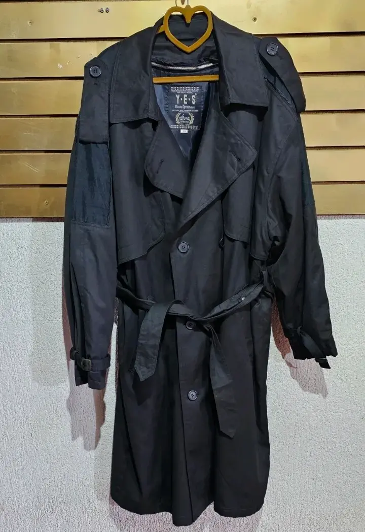 Trench negro clásico - 1