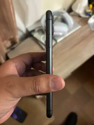 iPhone 11 - miniatura 3
