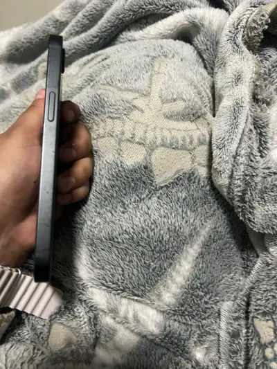iPhone 16e - miniatura 5