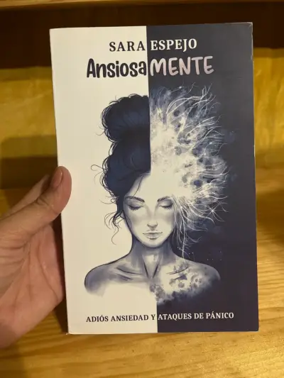 Libro 'Ansiosamente' de Sara Espejo - miniatura 1