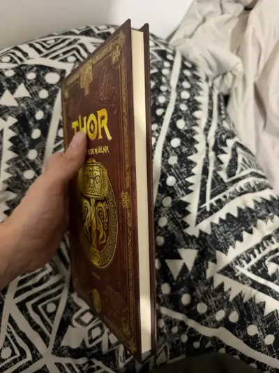 Libro Thor y el Poder de Mjölnir - miniatura 3