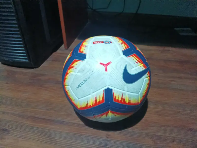 Balón Nike Merlin Anfp 2019 (autógrafo de UC) - 1