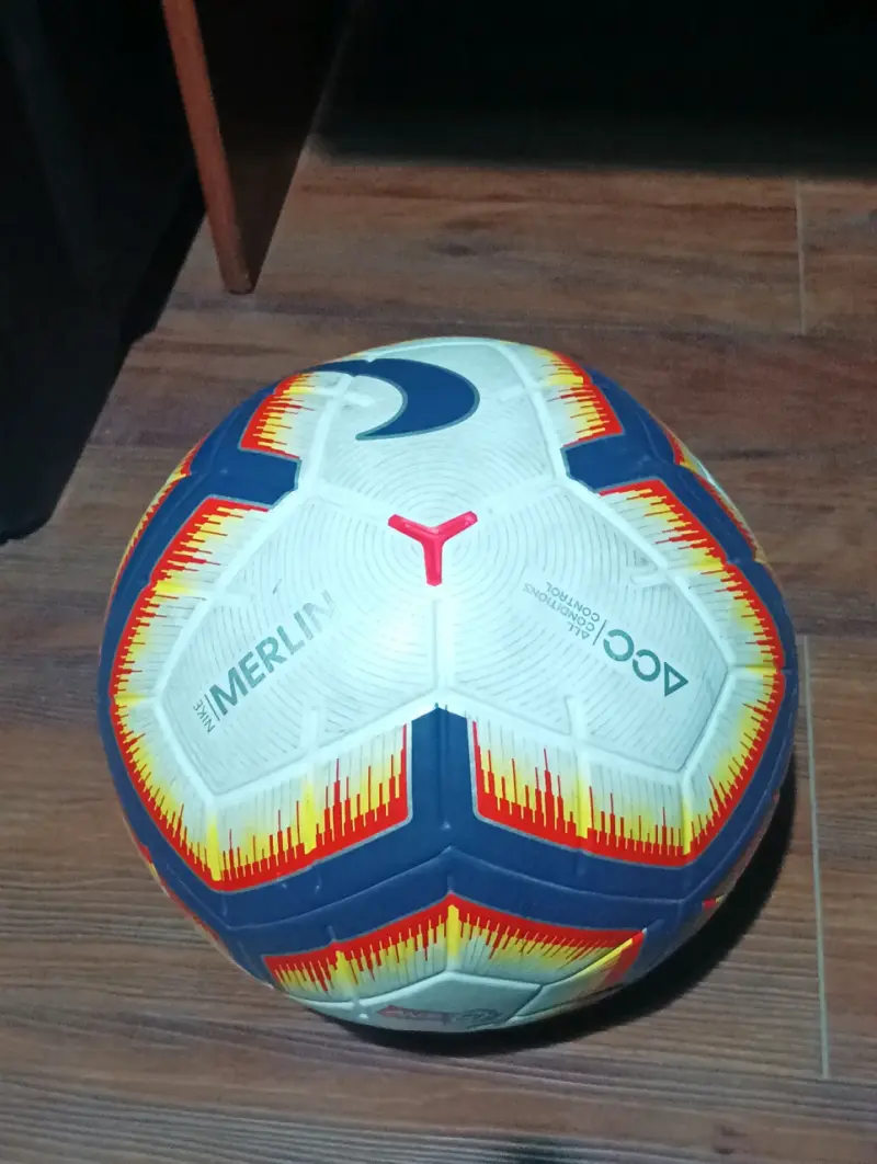 Balón Nike Merlin Anfp 2019 (autógrafo de UC) - 2