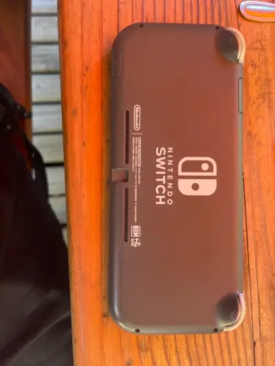 Nintendo Switch gris en buen estado - miniatura 1
