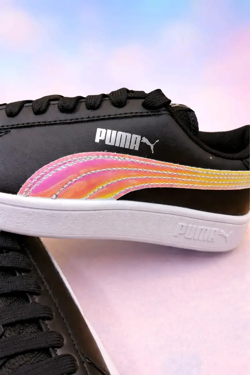 Zapatillas Puma negras con diseño - 1