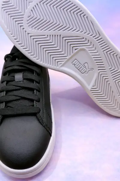 Zapatillas Puma negras con diseño - miniatura 4