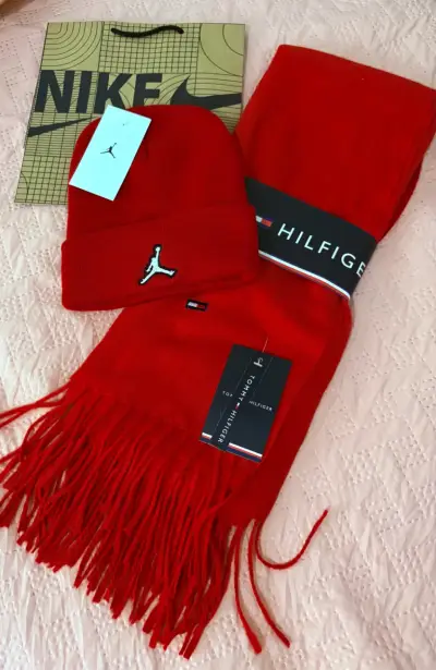 Conjunto Gorro y Bufanda❄️💯 - miniatura 2