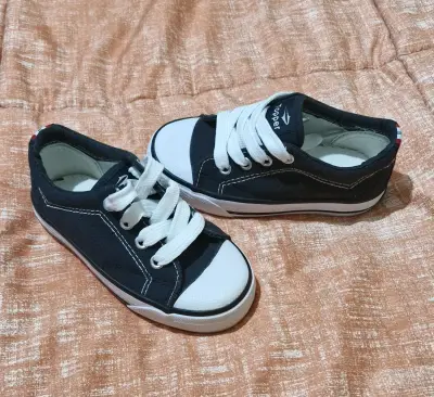 Zapatillas negras de lona Topper - miniatura 1