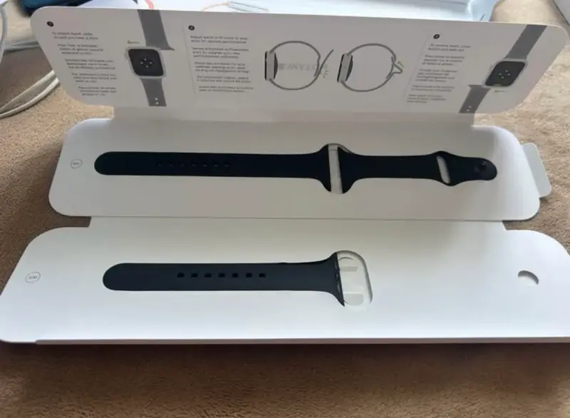 Apple Watch SE - 5