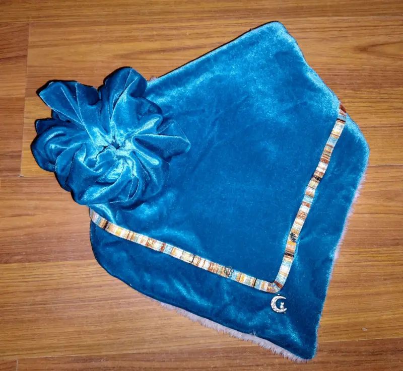 Bandana + maxi scrunchie de terciopelo - 4