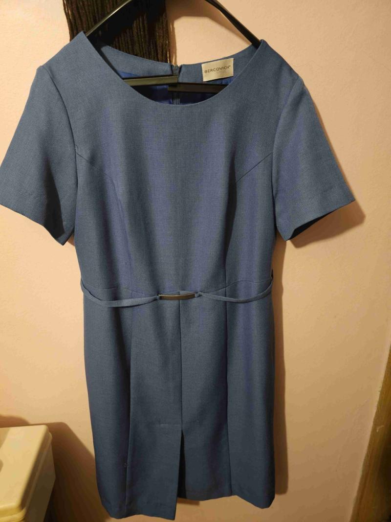 Vestido azul corte clásico - 1