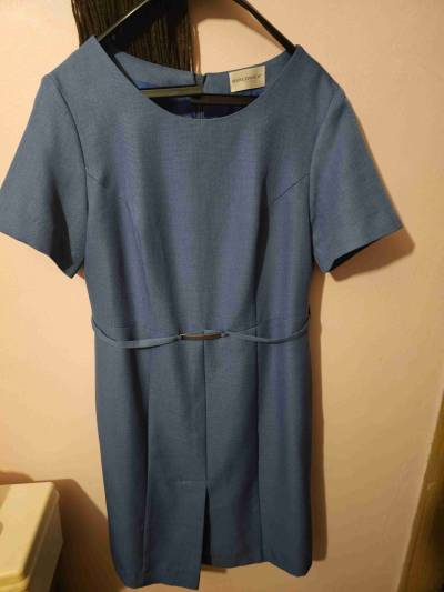 Vestido azul corte clásico - miniatura 1