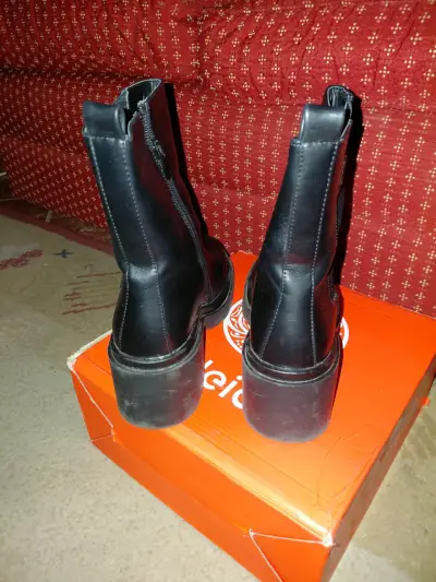 Botines negros de mujer, marca Weide, no 39! - miniatura 4