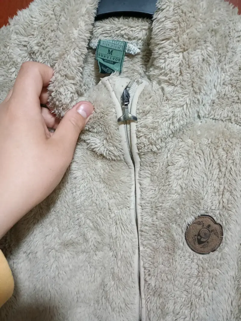 Chaqueta polar peludito , muy poco uso - 2