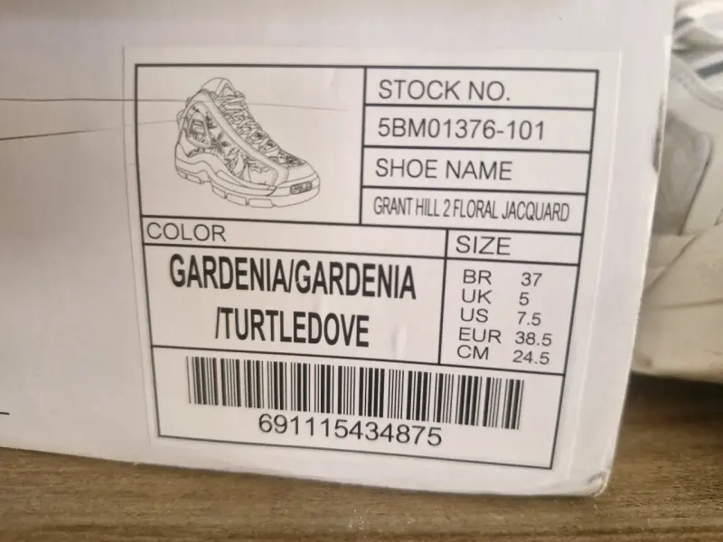 Zapatillas FILA blancas bordadas - 6