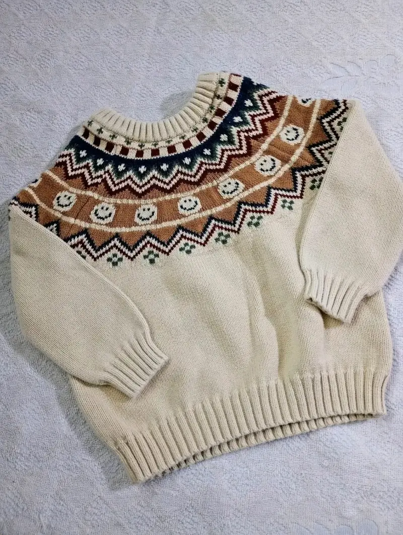 Suéter infantil beige estampado
