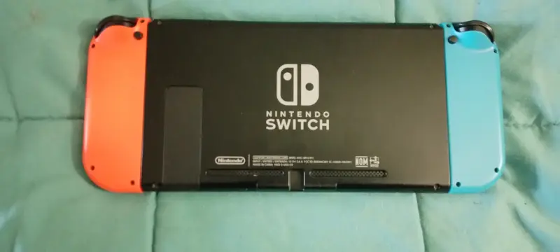 Consola Nintendo Switch con luces LED - 5