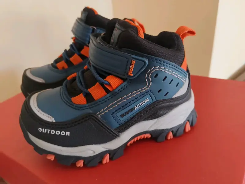 Botas outdoor para niños número 22 - 2