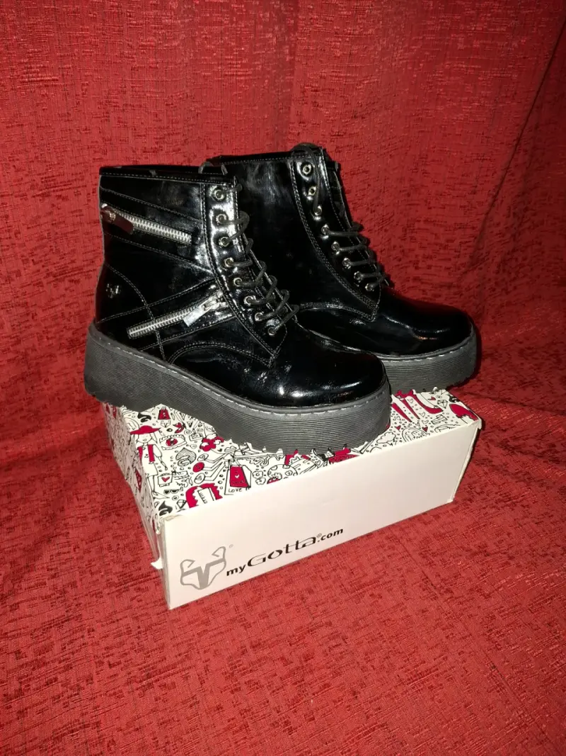 Botines negros charol con plataforma - 2