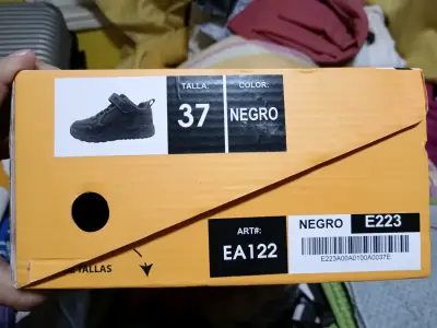 Zapatillas negras talla 37 - miniatura 1
