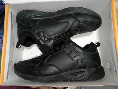 Zapatillas negras talla 37 - miniatura 2