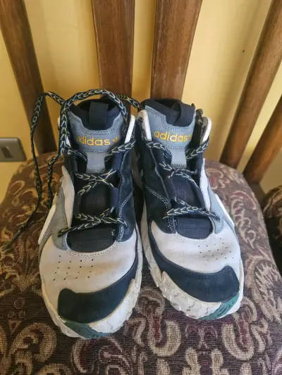 Zapatillas deportivas Adidas - miniatura 1