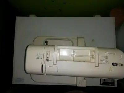 Máquina de bordar Janome Memory Craft 200E - miniatura 2