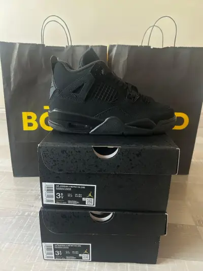 Zapatilla Jordan Retro 4 - miniatura 4
