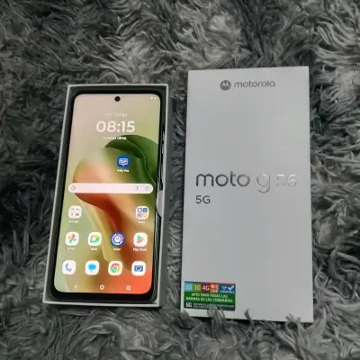 Smartphone moderno con caja - miniatura 2