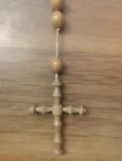 Rosario de madera gigante - miniatura 4