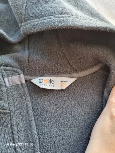 Polerón gris con capucha Doite - miniatura 2