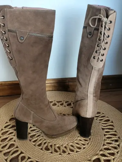 Botas altas de gamuza - miniatura 1