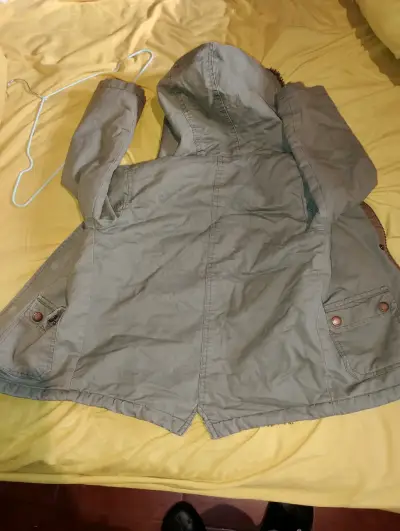 Parka infantil con capucha - miniatura 3