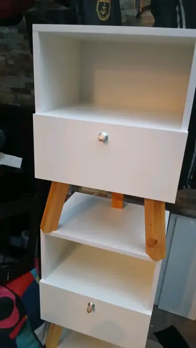 Par de veladores nórdicos - miniatura 5