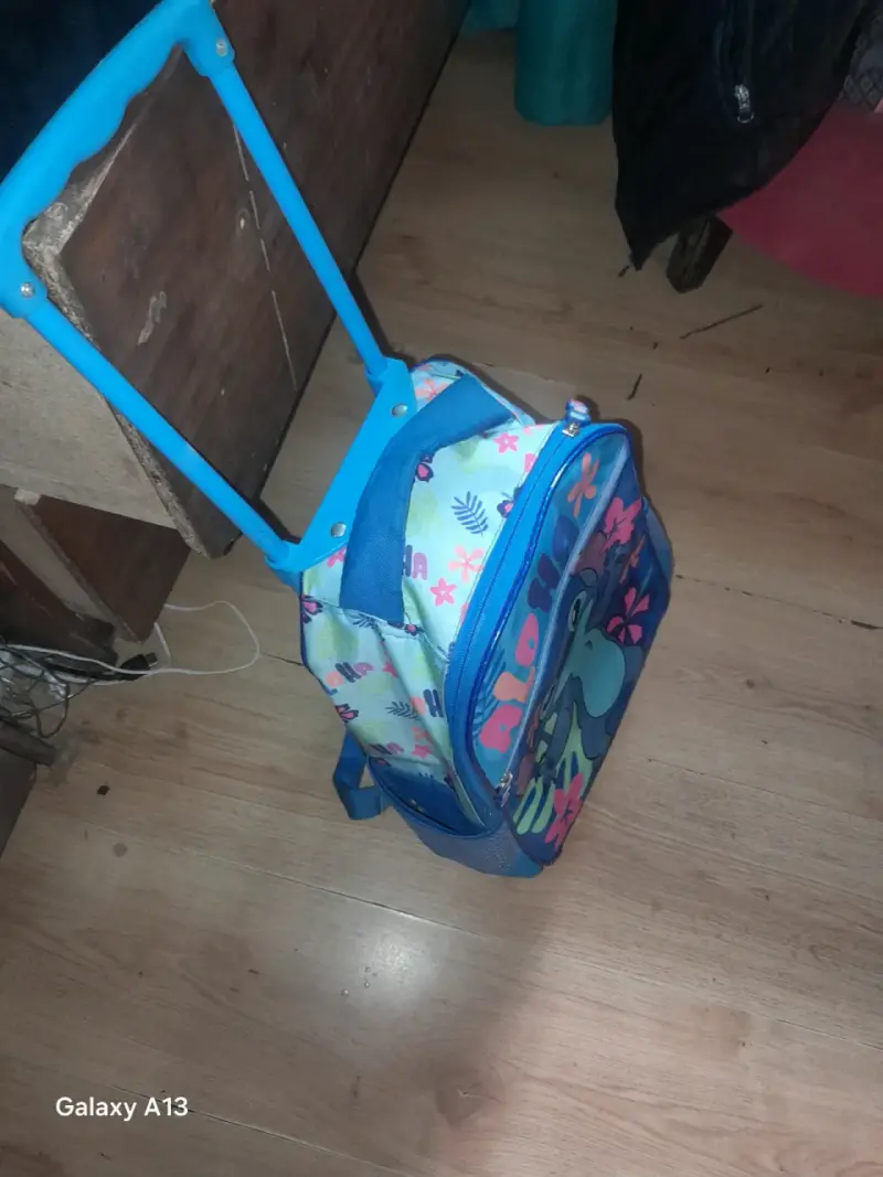Mochila con ruedas Stitch azul - 2