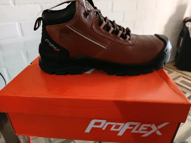 Botas de seguridad Proflex café - 2